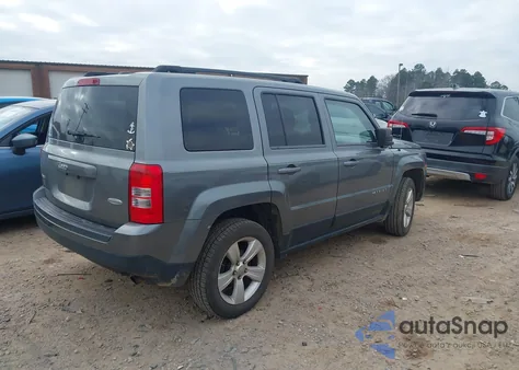 2014 Jeep Patriot Latitude z USA, uszkodzony, nr VIN 1C4NJRFB8ED626038